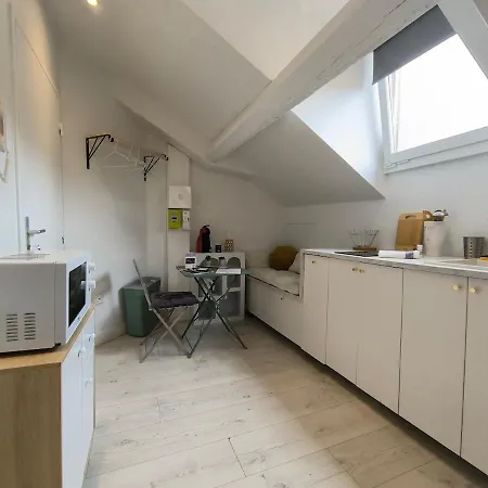 Petit Cocon Entierement Renove A 2 Pas Des Halles Appartement