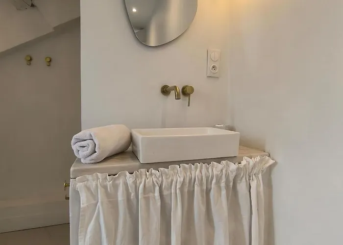 Petit Cocon Entierement Renove A 2 Pas Des Halles Appartement Pau