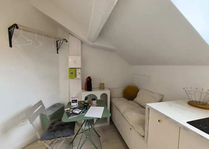 Petit Cocon Entierement Renove A 2 Pas Des Halles Appartement Pau